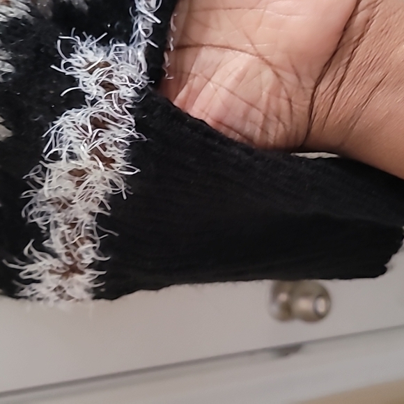 New Directions Puncho Size Small - Picture 3 of 7